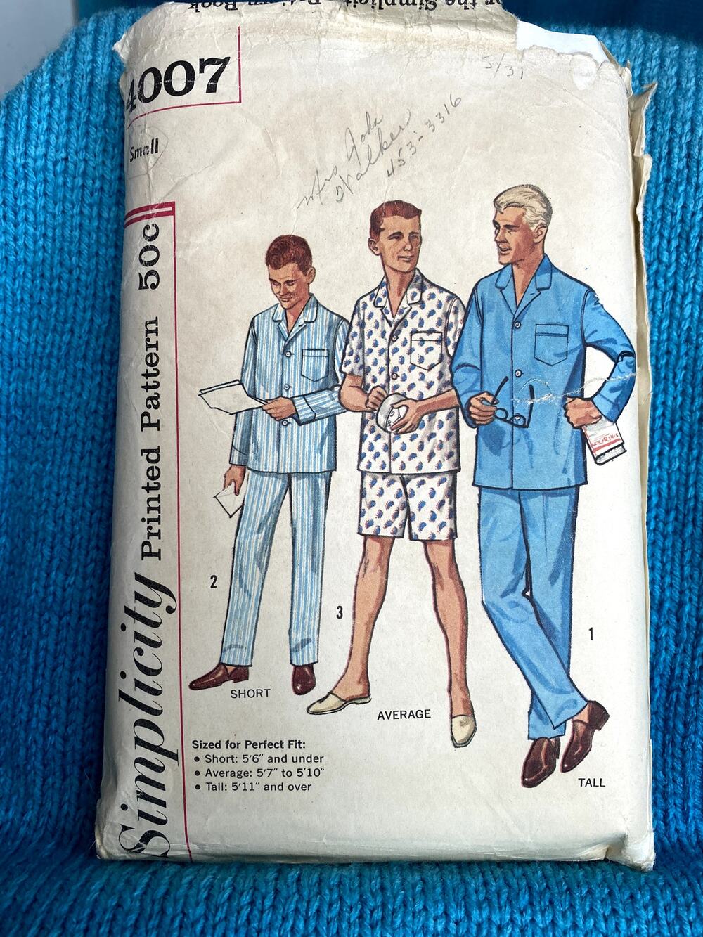 Simplicity 4007 Mens pajamas pattern short average and tall size small